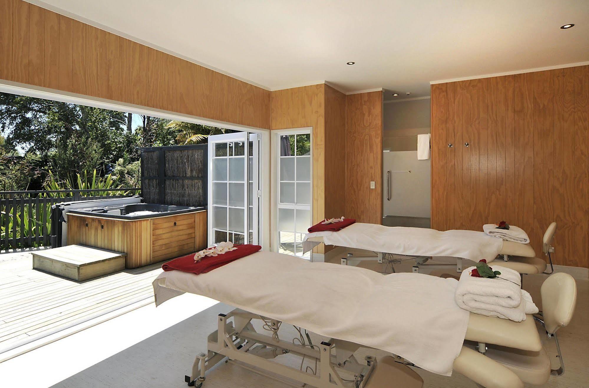 Wai Ora Lakeside Spa Resort Rotorua Bagian luar foto